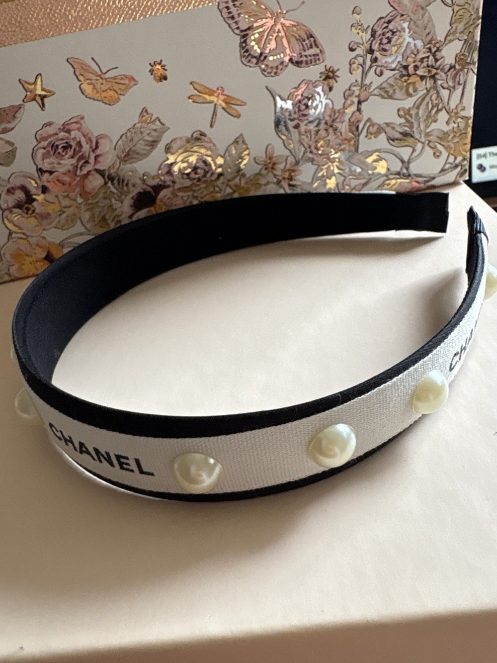 Chanel Ribbon Headband - Picture 2 of 5